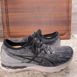 ASICS gel nimbus 23 Knit version. Size 11.5